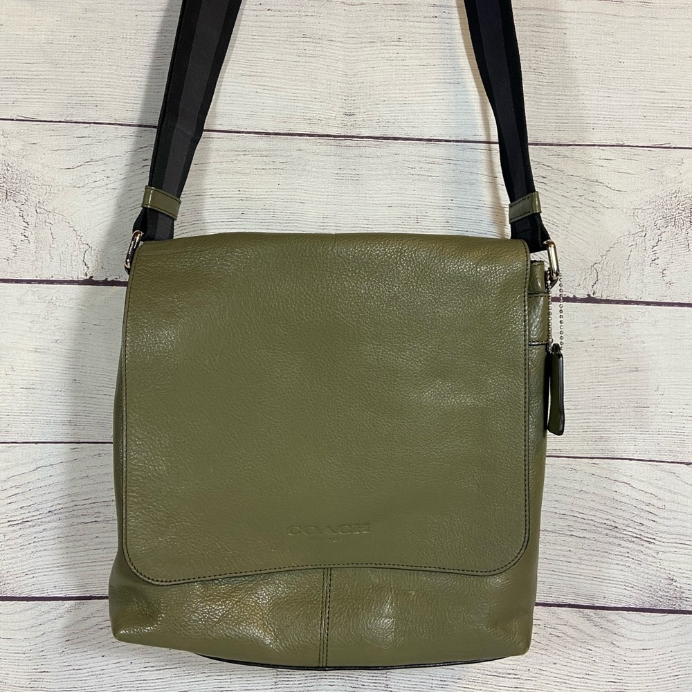 Coach Messenger bag